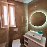 28 شقة فندقية