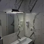 28 شقة فندقية 4*