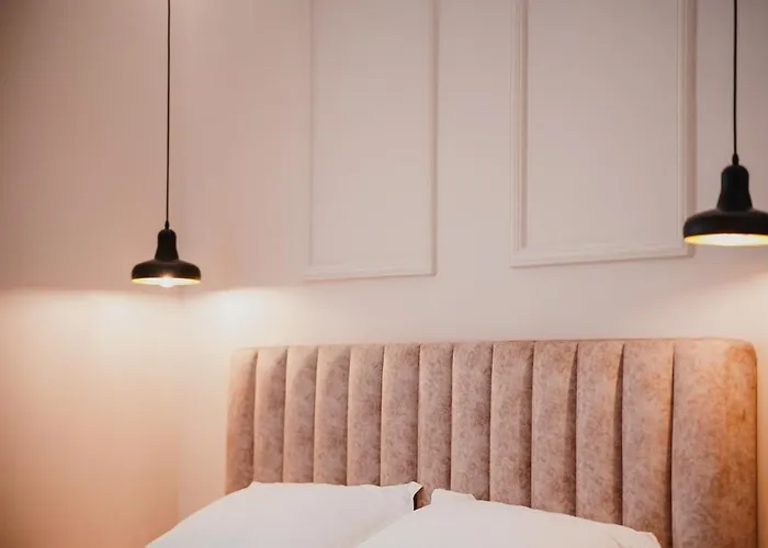 28 Aparthotel