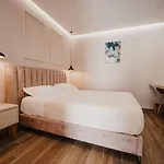 28 4* ヒマラ