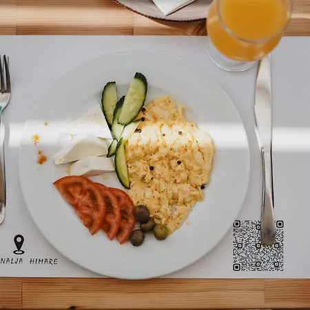 Aparthotel 28 *