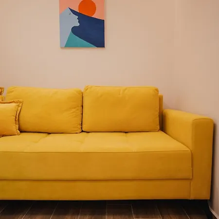 Aparthotel 28 *