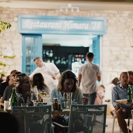 28 Ξενοδοχείο με διαμερίσματα 4*