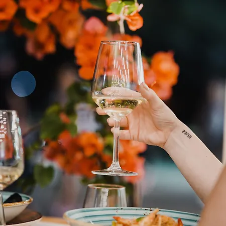 Apartmanhotel 28 Himara